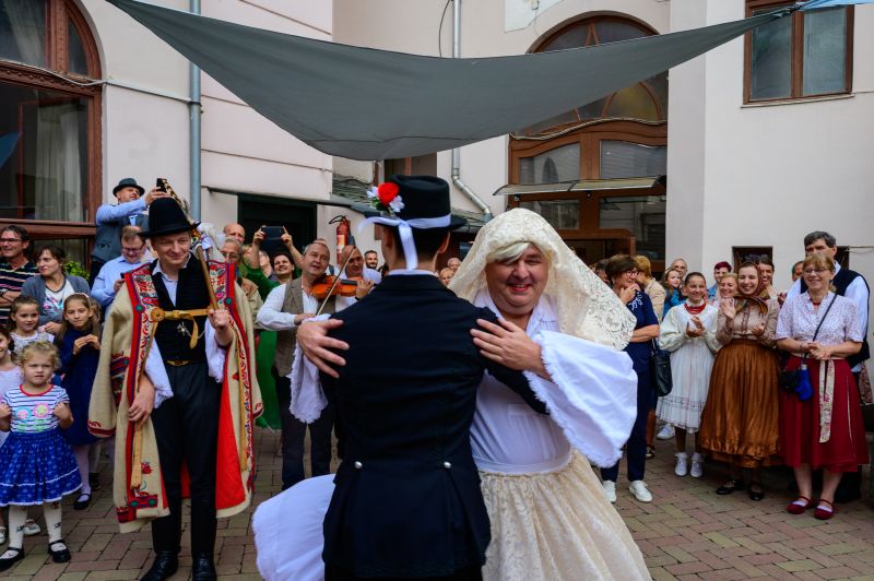 Kecskeméti Lakodalmas / Gyenes Kata