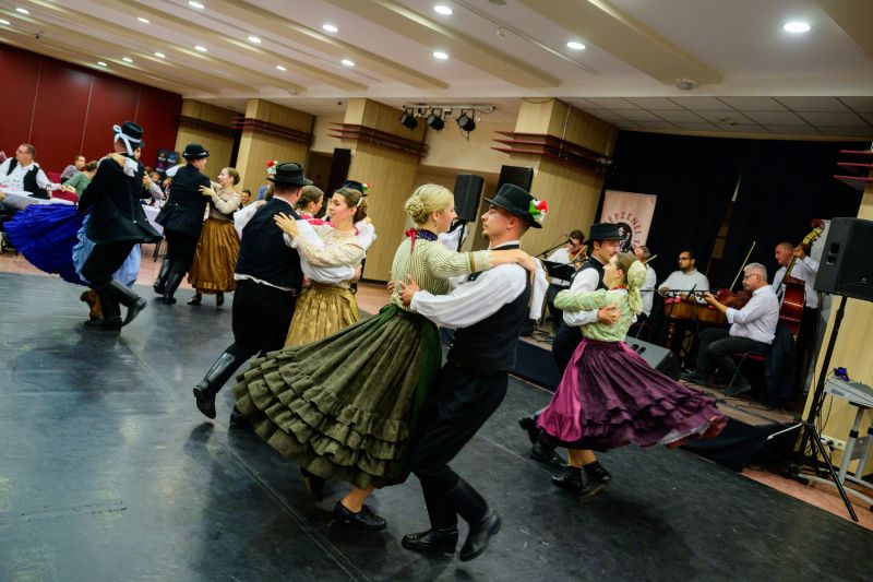 Kecskeméti Lakodalmas / Gyenes Kata